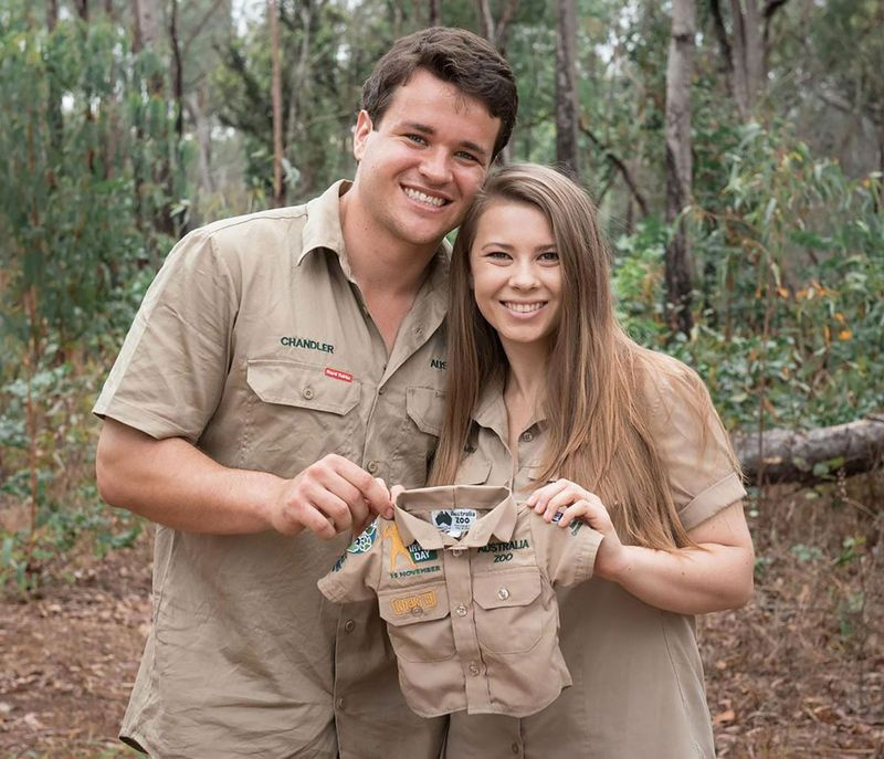 Terri Irwin odhalila tehotnú dcéru Bindi Irwin Termín pôrodu je budúci mesiac Chandler Powell