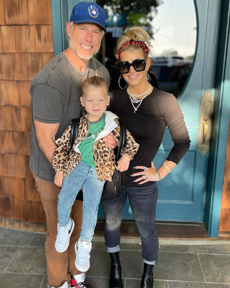La fille de Jessica Simpson, Birdie, entre à l