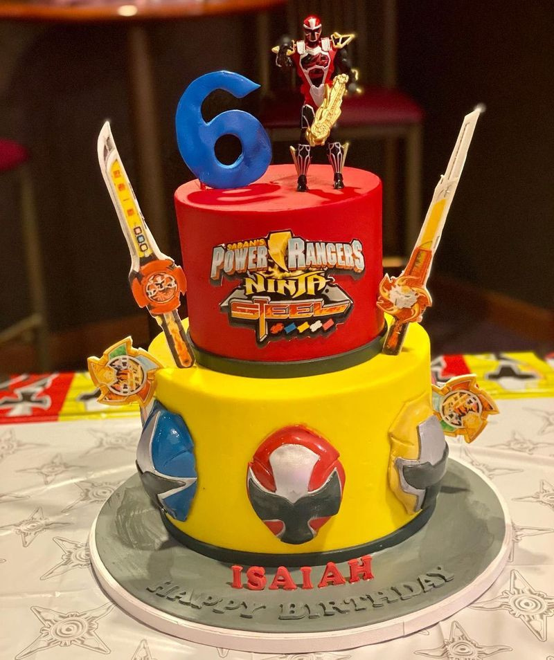 Carrie Underwood y Mike Fisher celebran el sexto cumpleaños de su hijo Isaiah Power Rangers