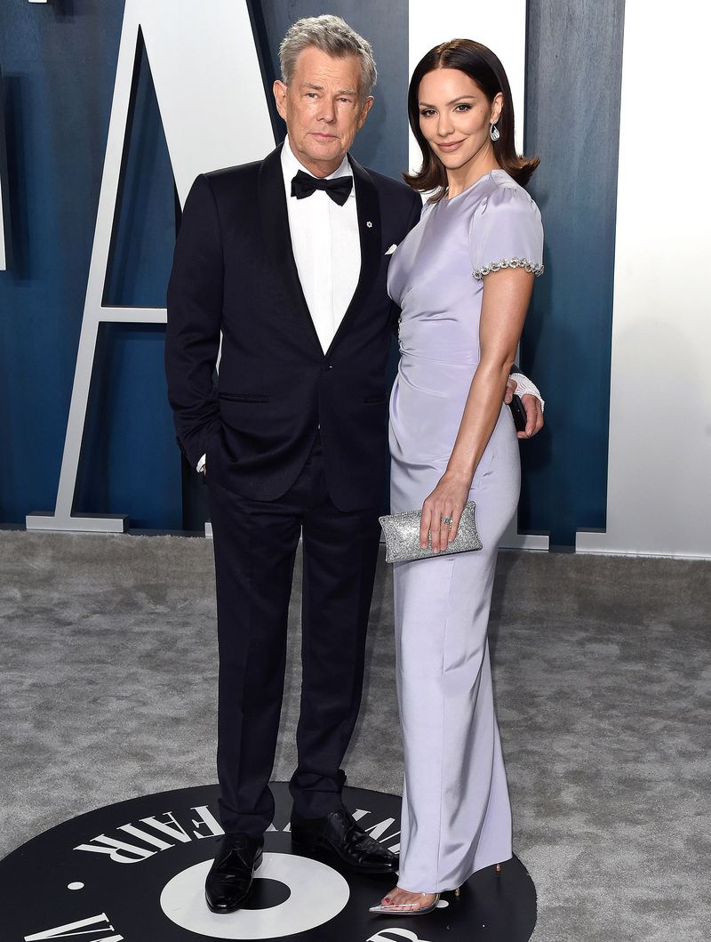 Katharine McPhee hovorí neprajníkom, aby dostali život po tom, čo David Foster zdieľal jej bikiny Pic 2
