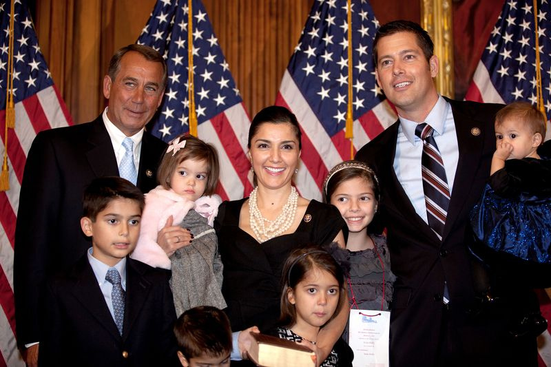 Sean Duffy Embarazada Rachel Campos-Duffy Revelan Bebé No. 9 Podría Tener Desafíos De Desarrollo
