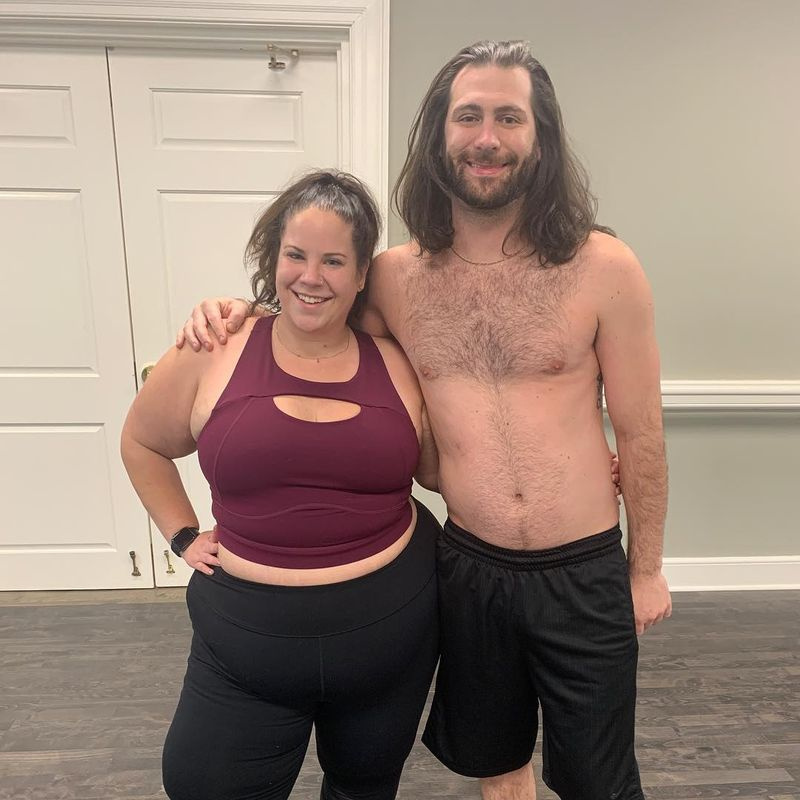 Whitney Way Thores Ex-Verlobter Chase Severino begrüßt 3 Monate nach Beendigung der Verlobung das erste Kind