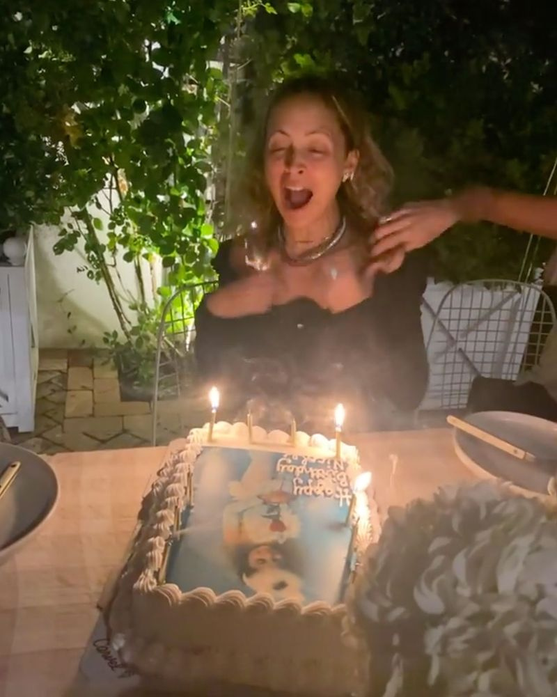 Nicole Richie met accidentellement le feu à ses cheveux lors de la fête de son 40e anniversaire
