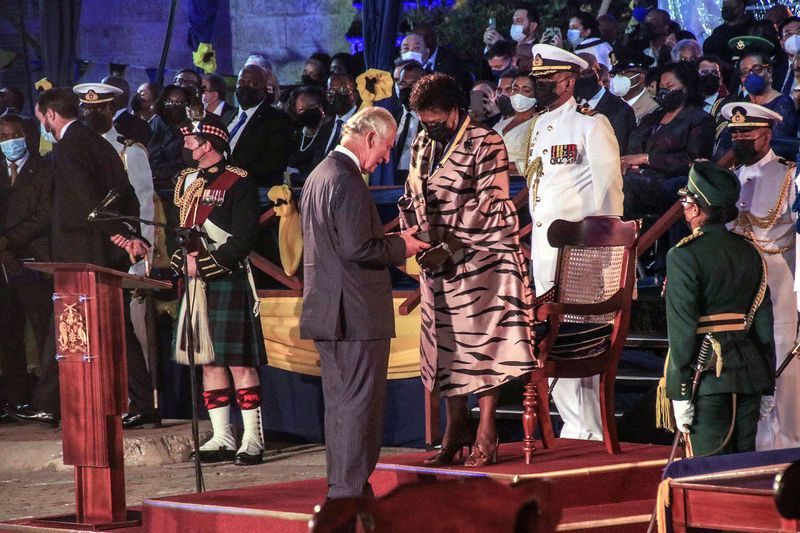 Königin Elizabeth II. Gratuliert Barbados nach der Entfernung des Staatsoberhauptes