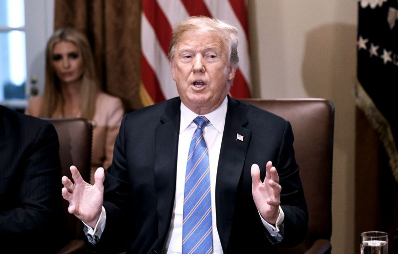 Hviezda na hollywoodskom chodníku slávy Donalda Trumpa bola zničená