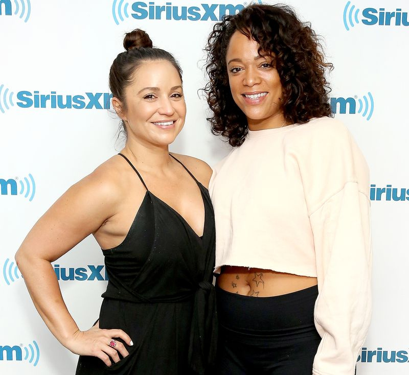 ヴェロニカ・ポーティージョとアニーサ・フェレイラは、2017年7月18日にニューヨーク市のSiriusXMスタジオを訪問します。