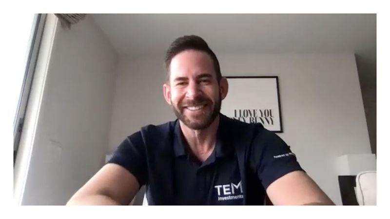 Tarek El Moussa dice que a su ex esposa Christina Anstead le está yendo muy bien en medio de su divorcio de Ant Anstead Us Interview