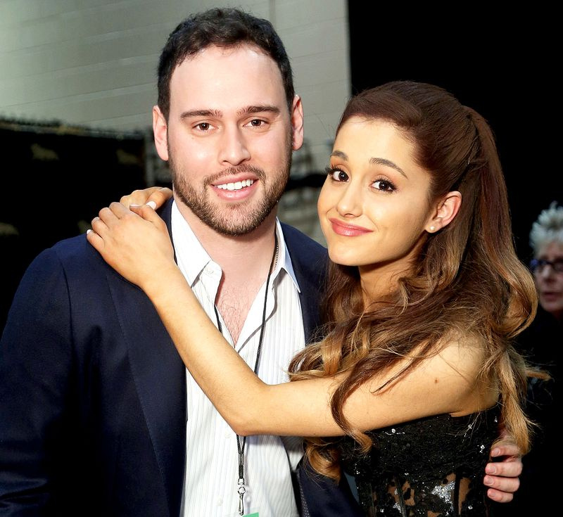 Scooter Braun un Ariana Grande 2013. gadā.