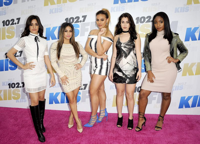 Ally-Brooke、-Normani-Kordei、-Dinah-Jane-Hansen、-Camila-Cabello、-Lauren-Jauregui
