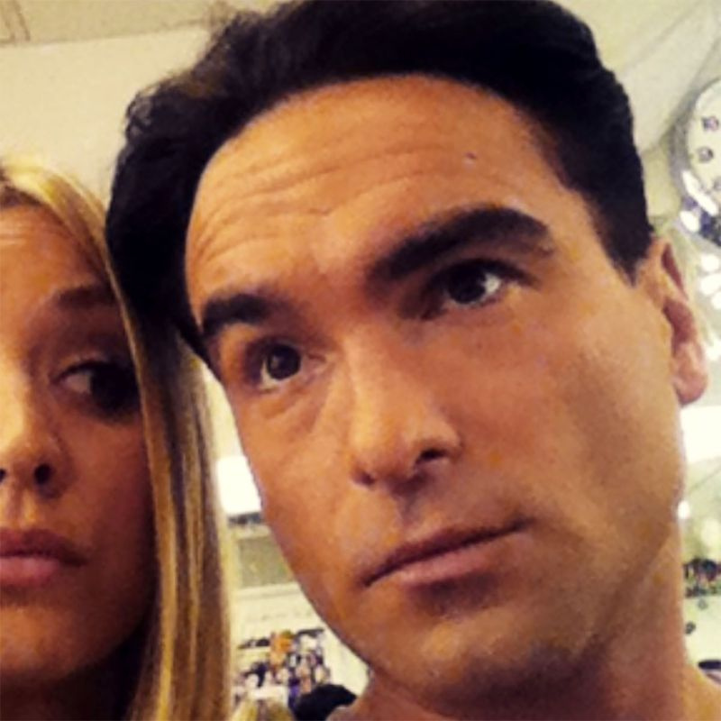 Ω ΘΕΕ ΜΟΥ! Ο Johnny Galecki αποκαλεί την πρώην Kaley Cuoco «Mooks» στο αξιολάτρευτο αφιέρωμα γενεθλίων