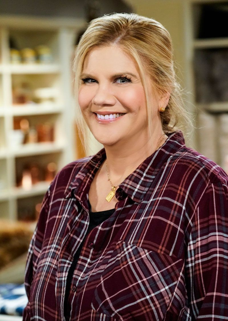 Kristen Johnston compare la consommation de drogue passée à une mère très violente