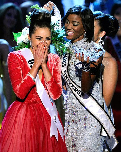 Olivia Culpo crowned