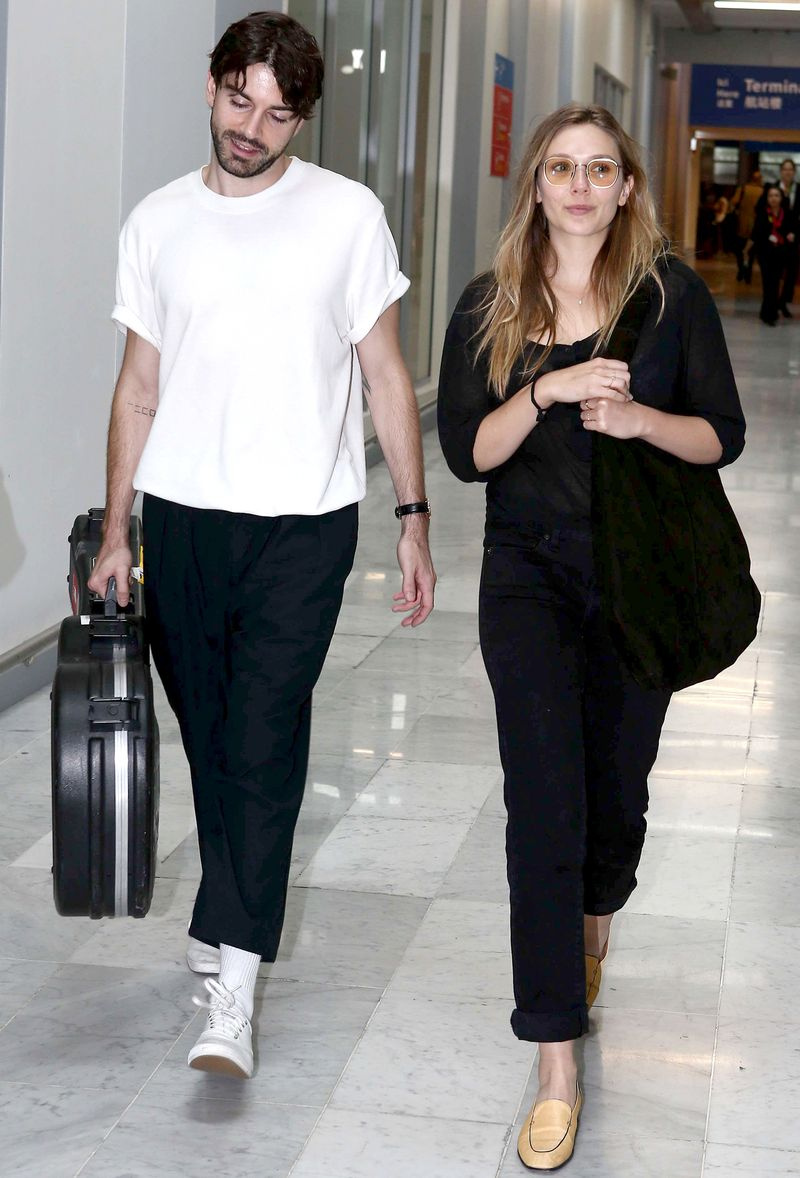Su músico oficial de Elizabeth Olsen, Robbie Arnett, se casan