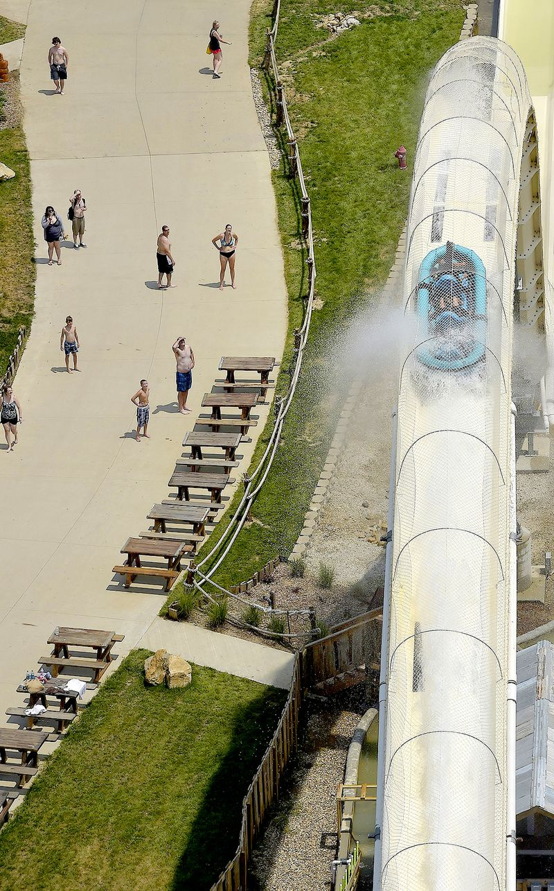 Verruckt, el tobogán acuático más alto del mundo, en el parque acuático Schlitterbahn el miércoles 9 de julio de 2014 en Kansas City, Kansas.