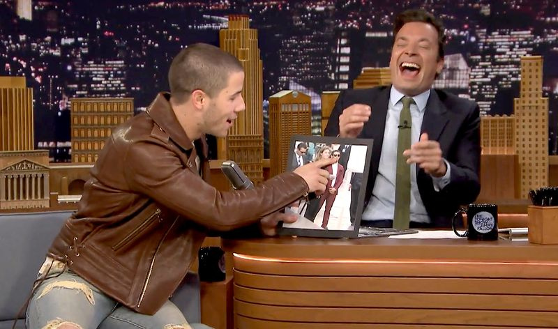 Nick Jonas en The Tonight Show protagonizada por Jimmy Fallon el 13 de junio de 2016