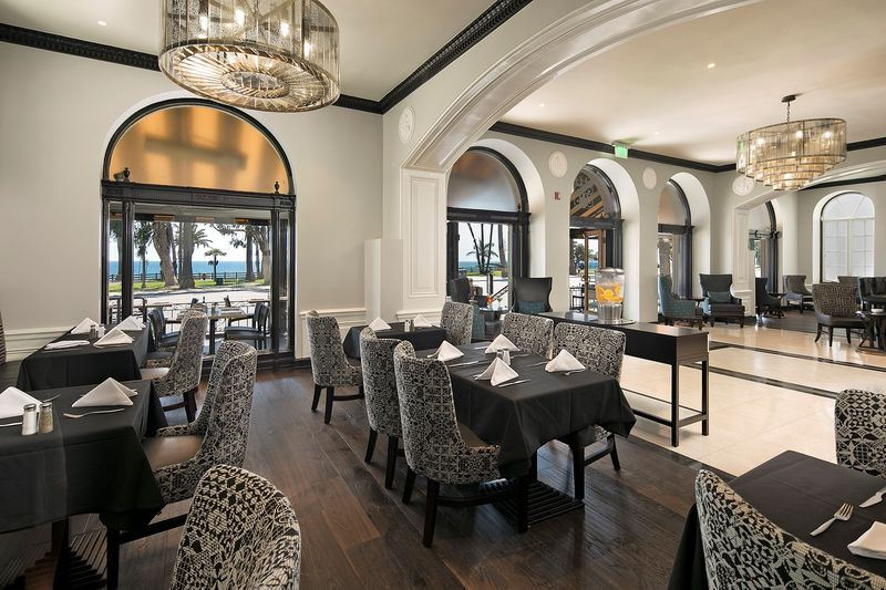 Viva como una celebridad con una visita al lujoso The Georgian Santa Monica Hotel