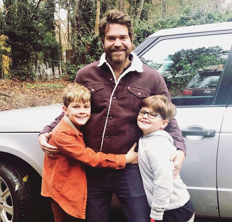 ジョン・プリングルは、彼の元妻が実際にどのように感じているかを明らかにします