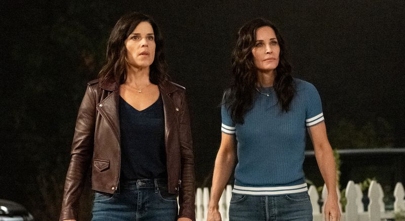 Neve Campbell Courteney Cox Scream 5
