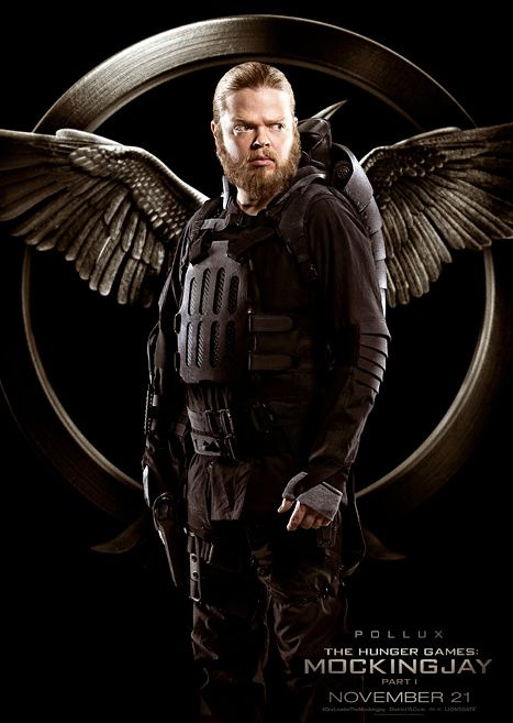 Elden Henson ako Pollux v Hunger Games Mockingjay