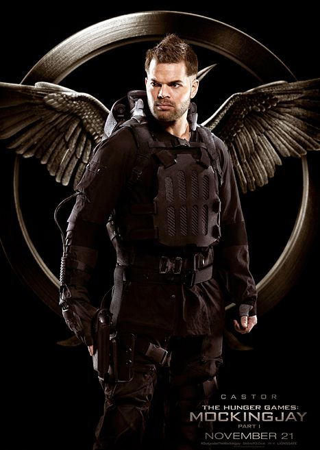 Wes Chatham ako Castor v Hunger Games Mockingjay