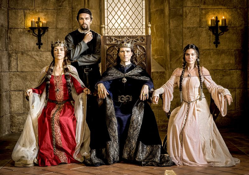 Die Royals in Knightfall.