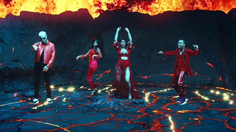 (De izquierda a derecha) DJ Snake, Selena Gomez, Cardi B y Ozuna