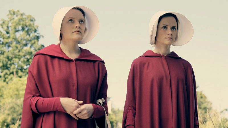 Elisabeth Moss a Alexis Bledel The Handmaid