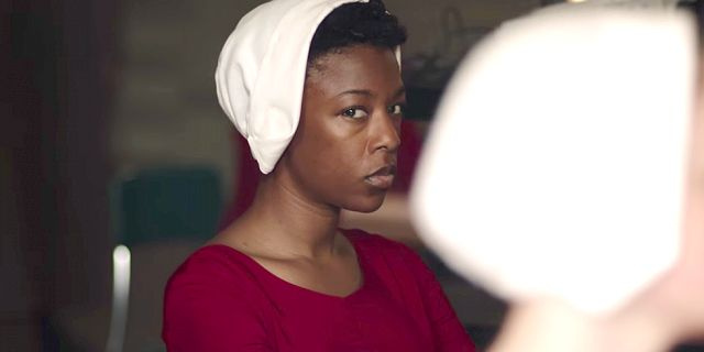 Samira Wiley vo filme The Handmaid