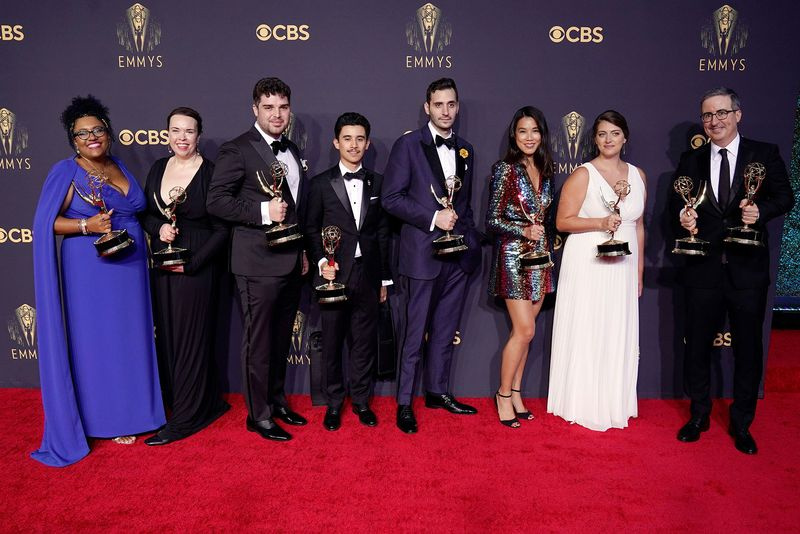 Adam Driver Bizarre 2021 Emmy Dedicación John Oliver 2