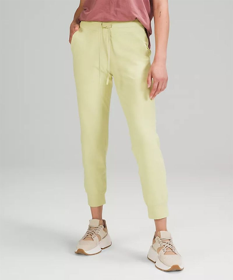 black-friday-joggers-lululemon-green