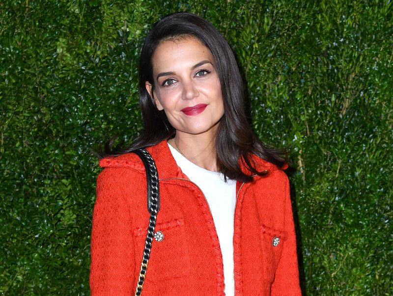 katie-holmes-book-tips