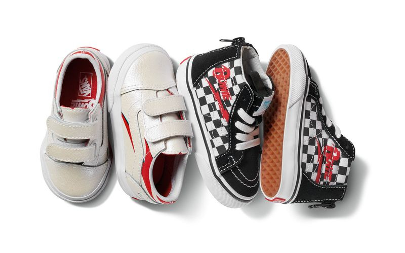 Vansは限定版のフットウェアとアパレルコレクションでDavidBowieを称えています