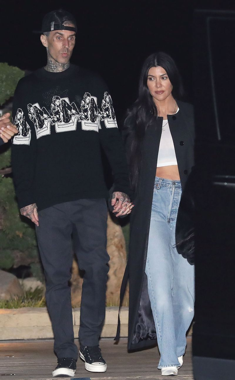 Travis Barker se hace el tatuaje más dulce para su novia Kourtney Kardashian