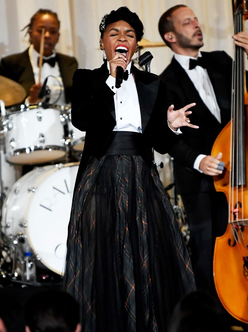 Janelle Monae optræder ved Ralph Lauren Show den 7. september 2019