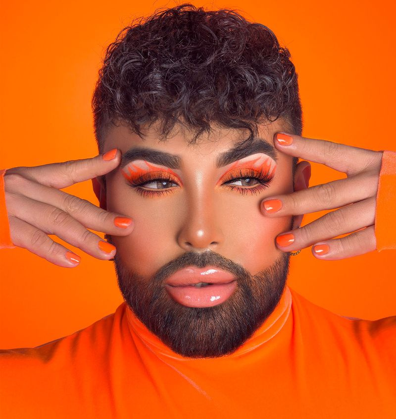 Schönheitsbeeinflusser Mac_Daddyy gibt Tipps für makelloses Make-up und den Umgang mit Hassern