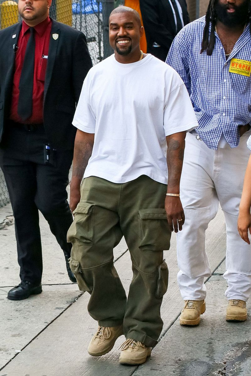 Kanye West se ha afeitado las cejas 2