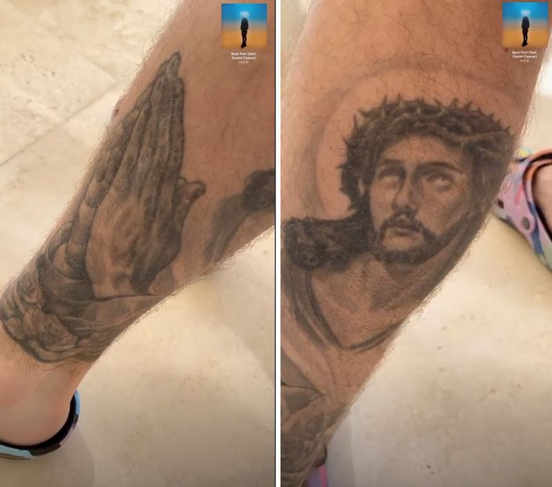 Tatouages sur les jambes de Justin Bieber