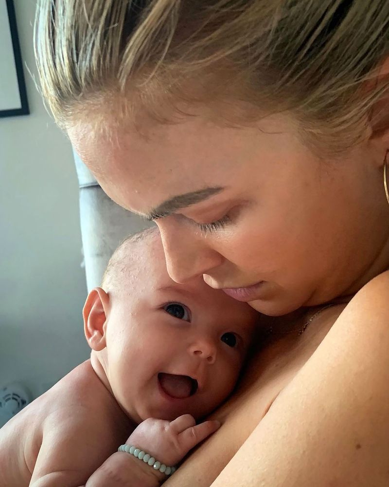 Lala Kent si nechala vytetovať bradavku, keď bola opitá — má obavy, čo si dcéra myslí