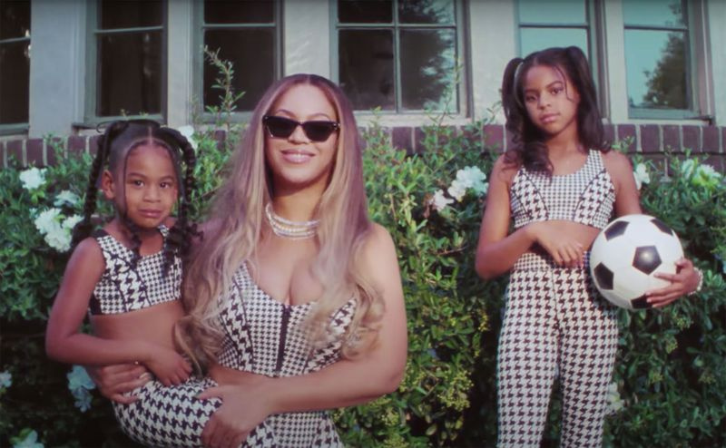 Beyonce Daughters Blue Rumi Make Cameo jaunākā Ivy Park kampaņa