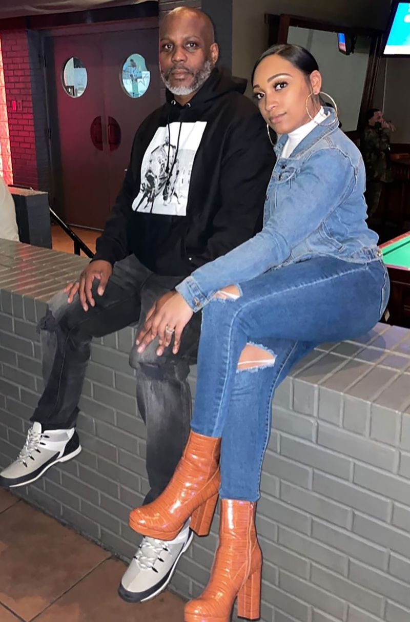 La prometida de DMX se tatúa