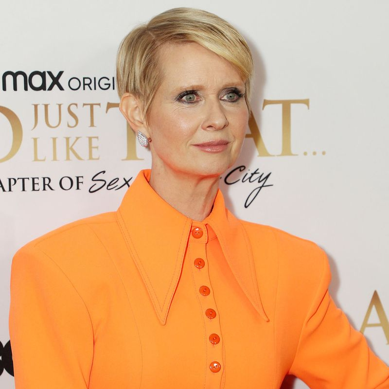 Η Cynthia Nixon λατρεύει αυτό το 115 εργαλείο περιποίησης δέρματος
