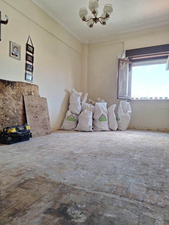 Três Mundos | Remodelações, Pintura, Pavimento Flutuante, Pladur foto 4