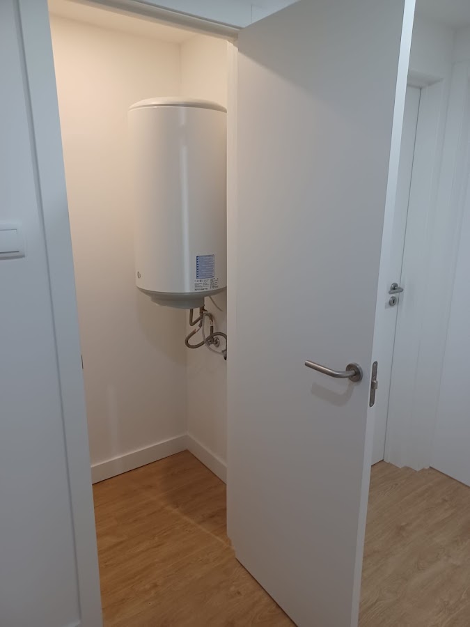 Três Mundos | Remodelações, Pintura, Pavimento Flutuante, Pladur foto 6