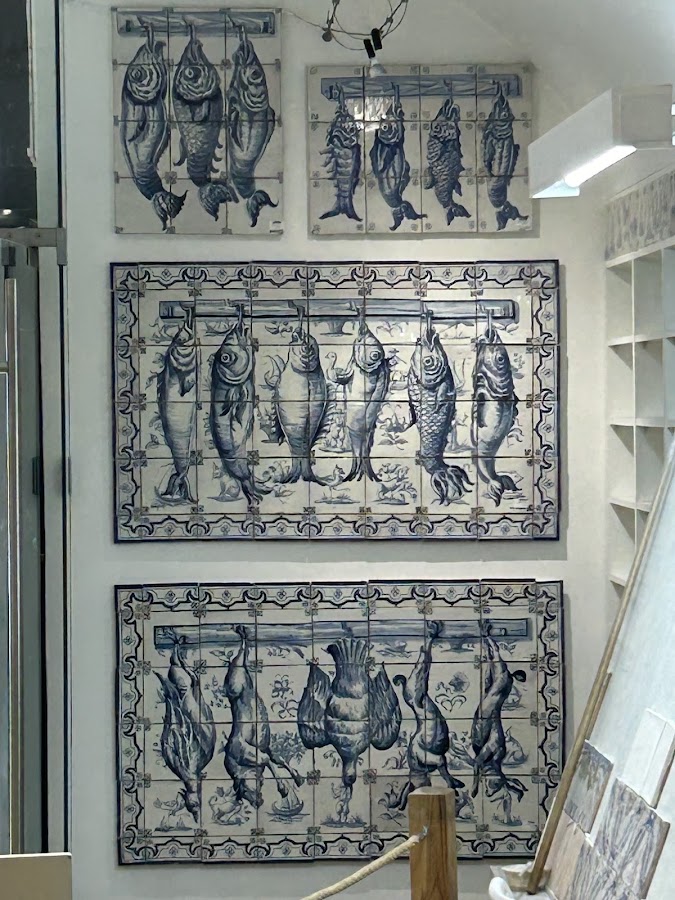 XVIII - Azulejo &amp; Faiança | Loja Chiado foto 2
