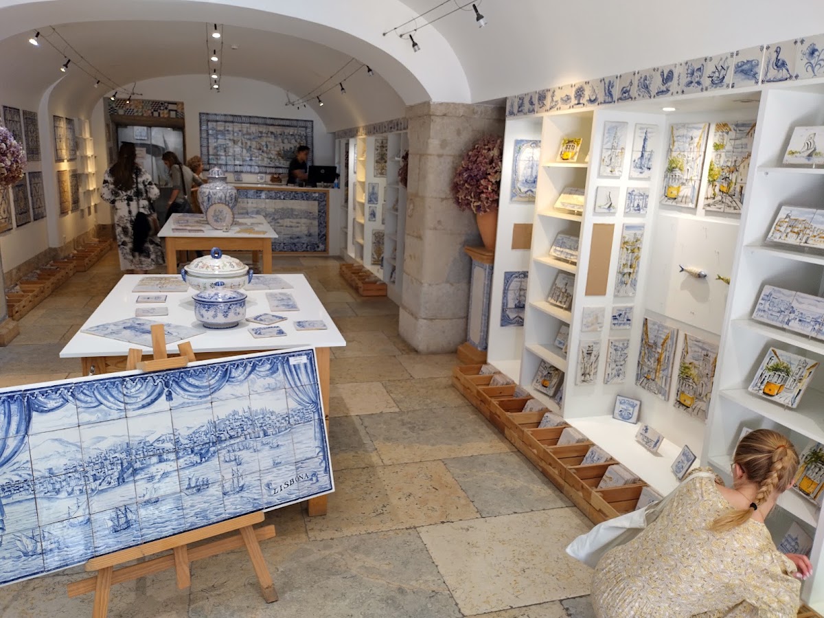 XVIII - Azulejo &amp; Faiança | Loja Chiado foto 5