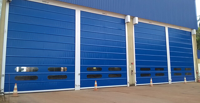 Masternova - Portões de Garagem, Portas seccionadas e automatismos foto 8