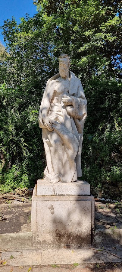 Escultura de Antero de Quental foto 3